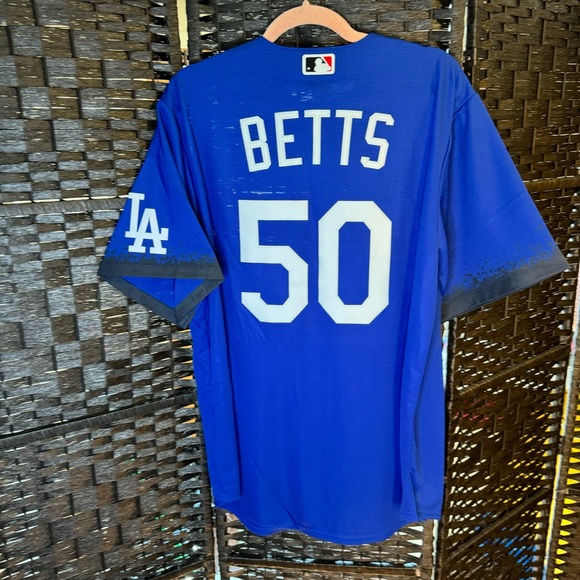 Mens Nike Los Angeles Dodgers Mookie Betts Jersey Size L NWT (50) - Picture 2 of 3